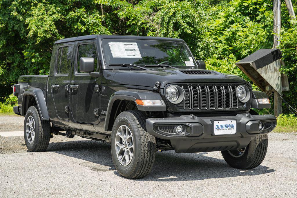 new 2025 Jeep Gladiator car, priced at $51,035