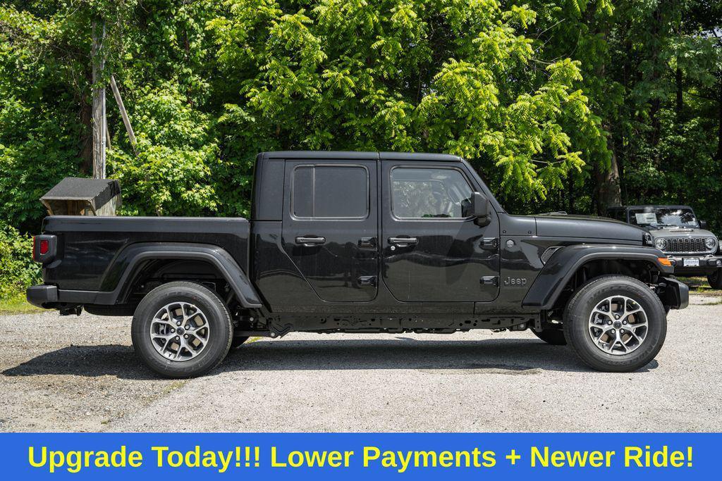 new 2025 Jeep Gladiator car, priced at $41,840