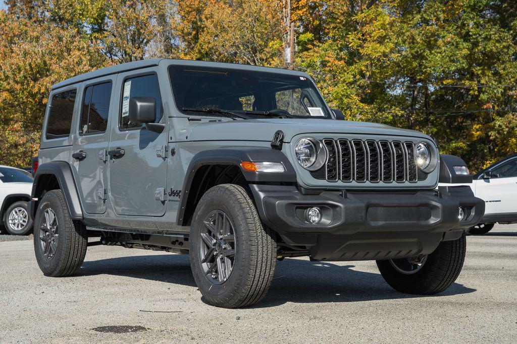 new 2025 Jeep Wrangler car, priced at $40,995