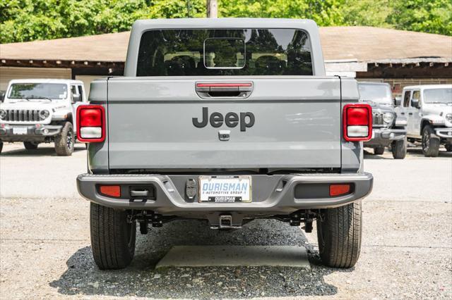 new 2025 Jeep Gladiator car, priced at $42,415