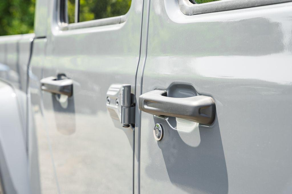 new 2025 Jeep Gladiator car, priced at $51,035