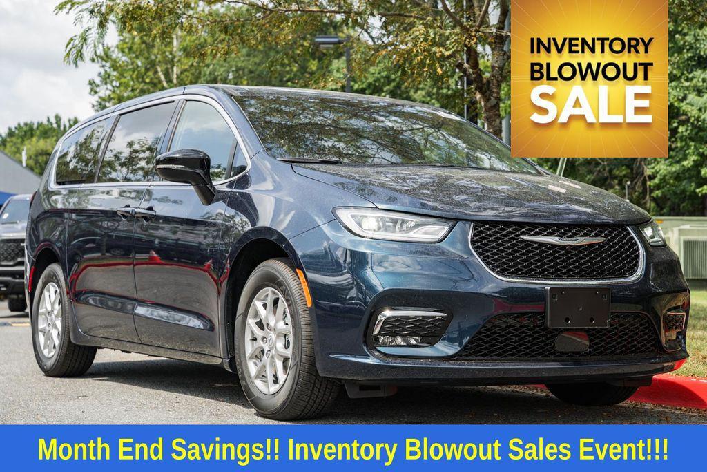 new 2025 Chrysler Pacifica car, priced at $38,021