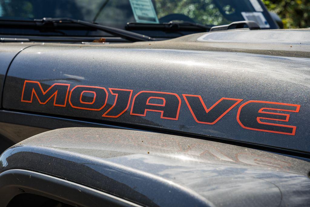 new 2025 Jeep Gladiator car, priced at $48,235