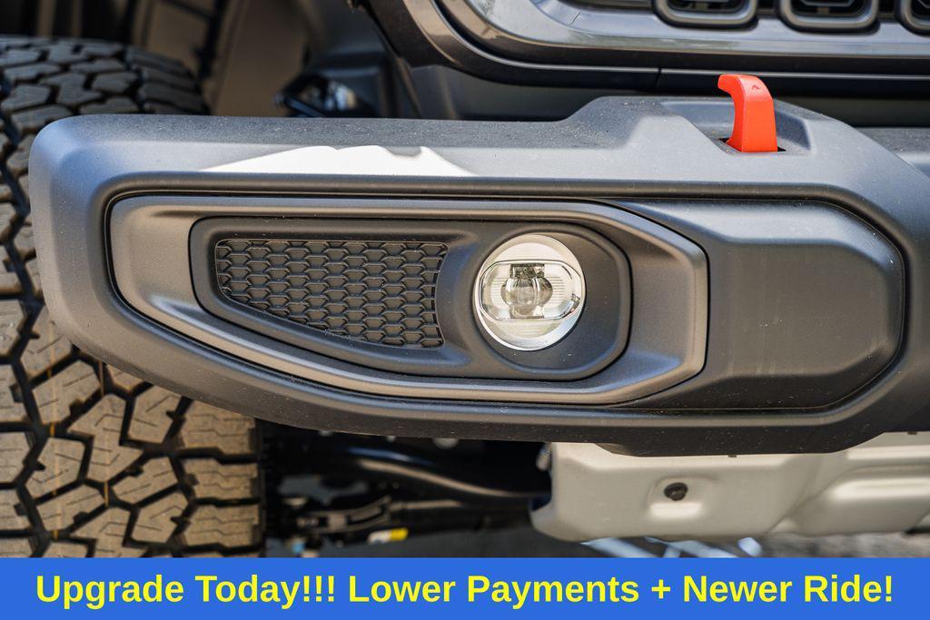 new 2025 Jeep Gladiator car, priced at $51,735