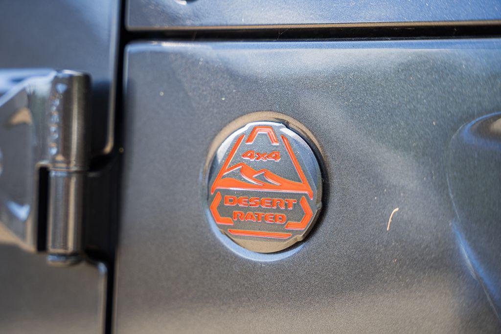 new 2025 Jeep Gladiator car, priced at $48,235