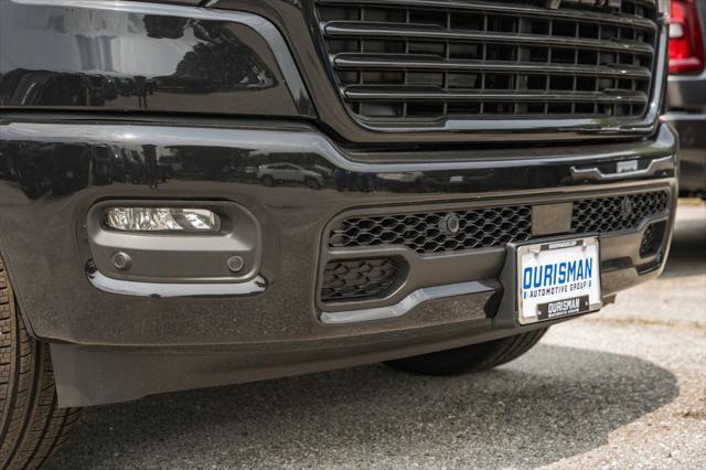 new 2025 Ram 1500 car, priced at $61,673