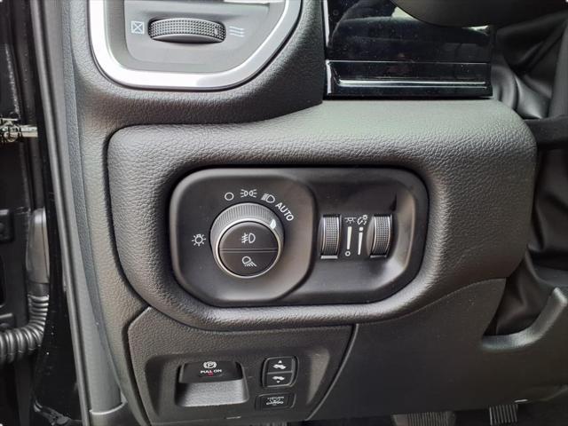 new 2025 Ram 1500 car, priced at $61,107