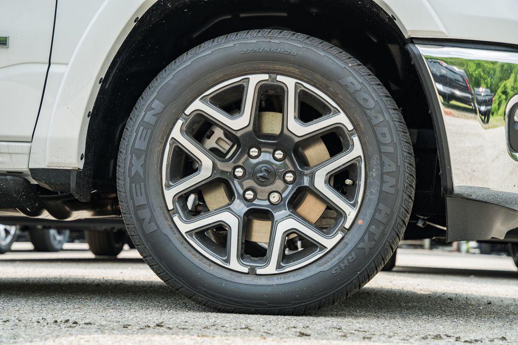 new 2025 Ram 1500 car, priced at $60,050