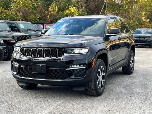 new 2025 Jeep Grand Cherokee car, priced at $39,174