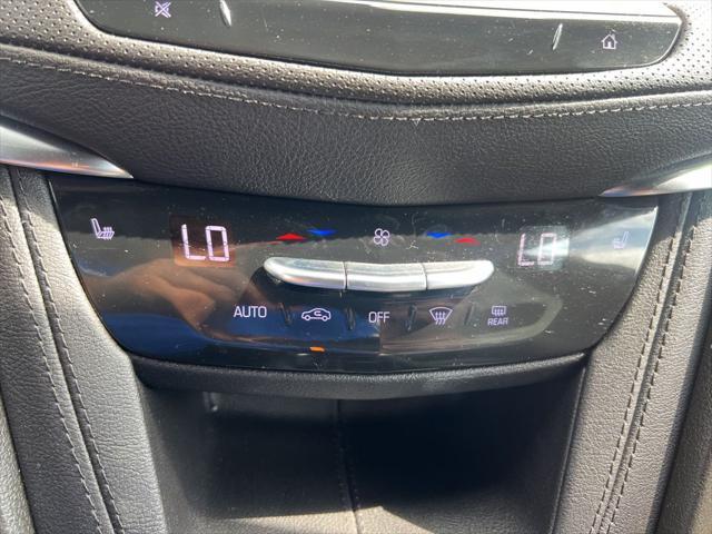 used 2022 Cadillac XT5 car, priced at $27,500