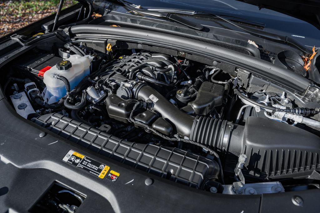 new 2025 Jeep Grand Cherokee car, priced at $40,500