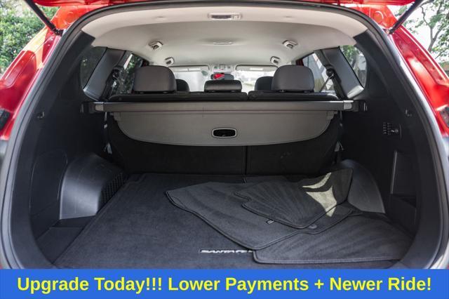 used 2020 Hyundai Santa Fe car, priced at $17,500