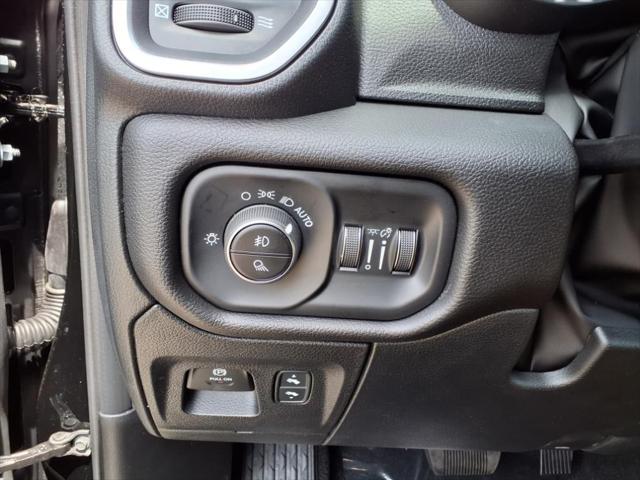 new 2025 Ram 1500 car, priced at $46,511