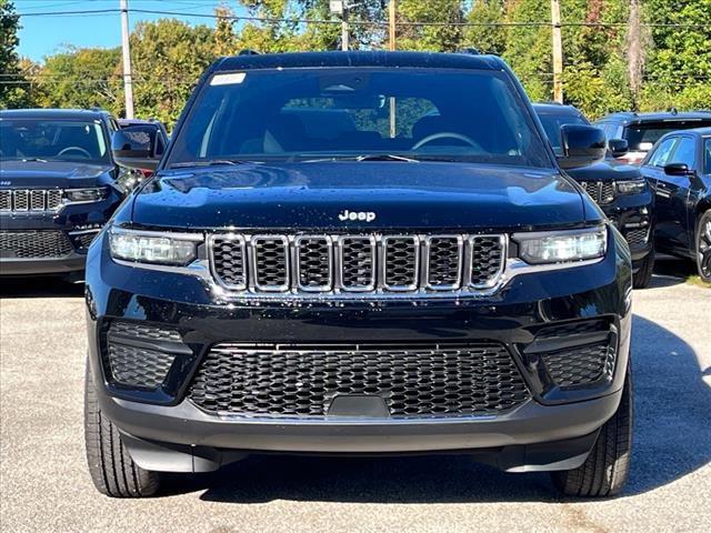 new 2025 Jeep Grand Cherokee car, priced at $33,940