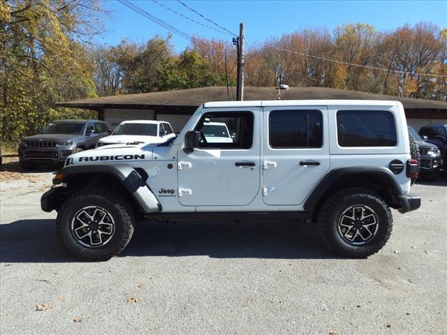 new 2025 Jeep Wrangler car, priced at $57,202