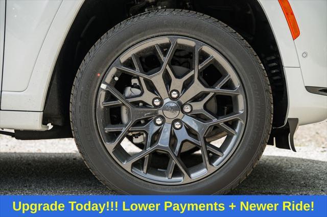 new 2025 Jeep Grand Cherokee L car, priced at $65,589