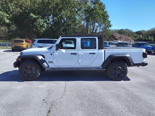 new 2024 Jeep Gladiator car, priced at $31,594