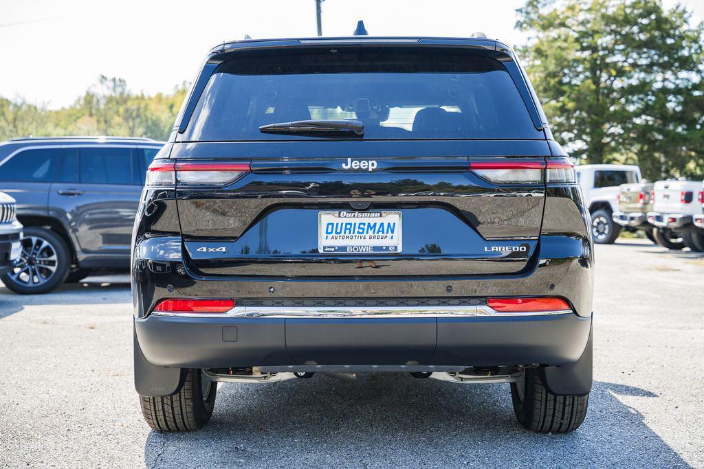 new 2025 Jeep Grand Cherokee car, priced at $38,435