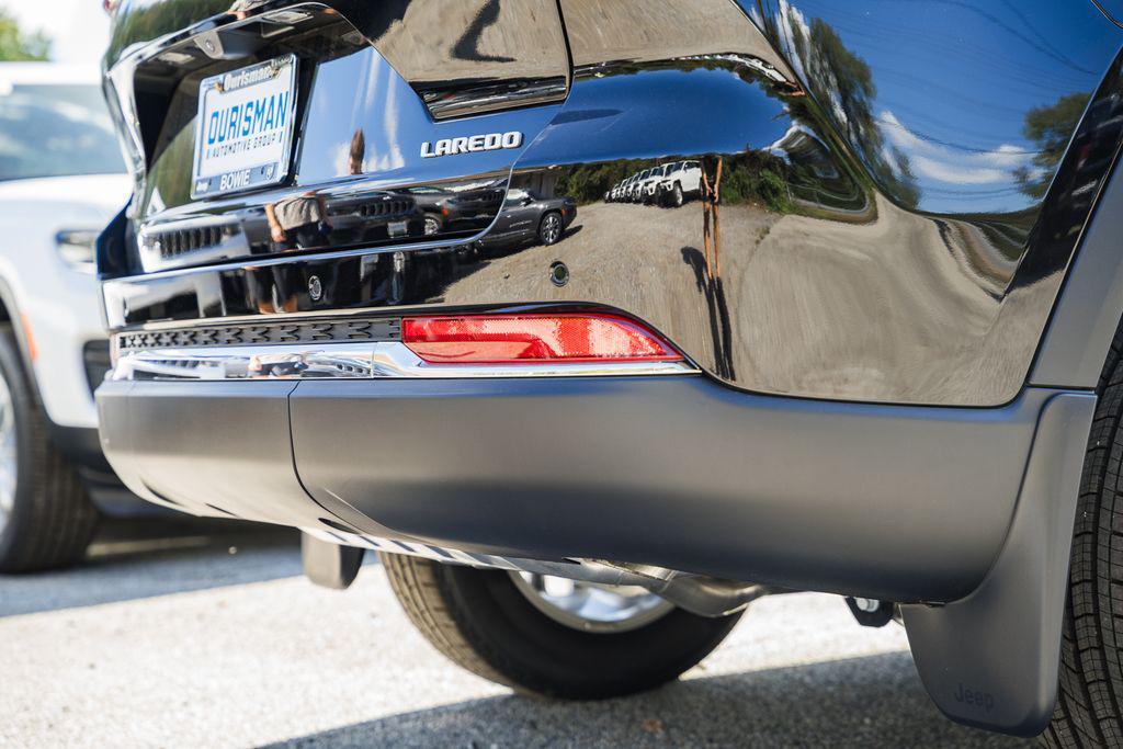 new 2025 Jeep Grand Cherokee car, priced at $38,435