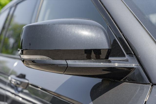 new 2025 Jeep Grand Cherokee car, priced at $38,207