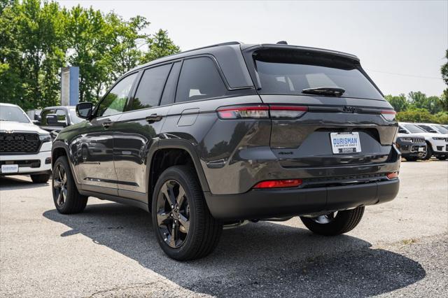 new 2025 Jeep Grand Cherokee car, priced at $38,207