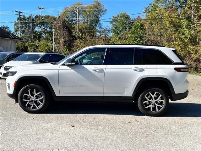 new 2025 Jeep Grand Cherokee car, priced at $38,662