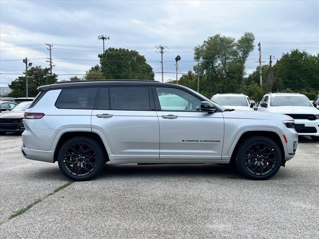 new 2025 Jeep Grand Cherokee L car, priced at $65,946