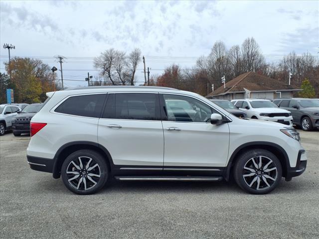 used 2022 Honda Pilot car, priced at $30,000