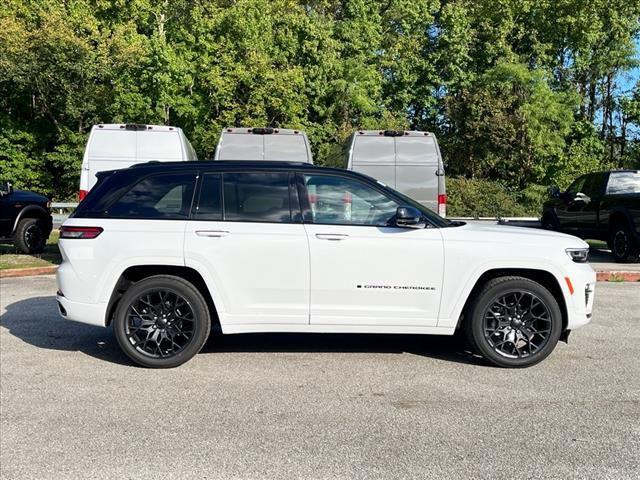 new 2025 Jeep Grand Cherokee car, priced at $61,154