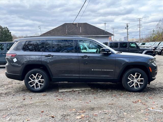 new 2025 Jeep Grand Cherokee L car, priced at $45,747