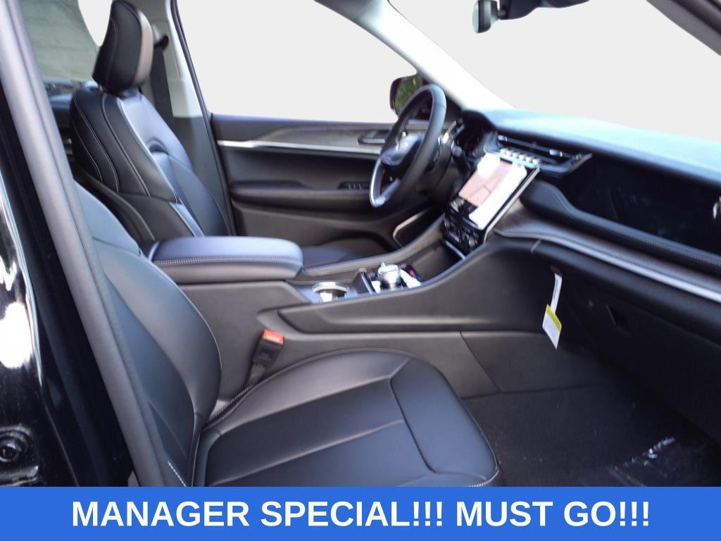 new 2024 Jeep Grand Cherokee 4xe car, priced at $50,150