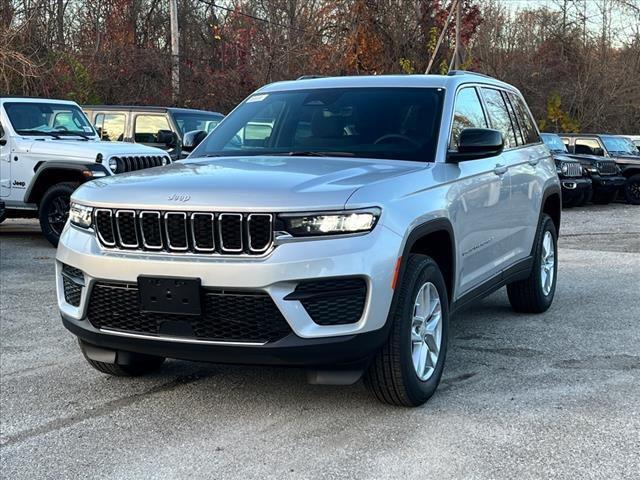 new 2025 Jeep Grand Cherokee car, priced at $32,236