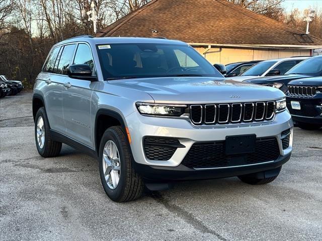 new 2025 Jeep Grand Cherokee car, priced at $34,555