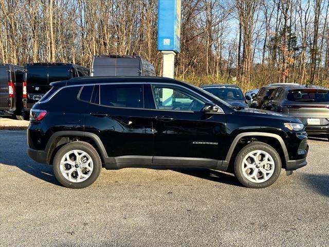 new 2025 Jeep Compass car, priced at $26,408