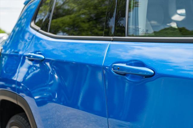 used 2022 Jeep Compass car, priced at $20,000