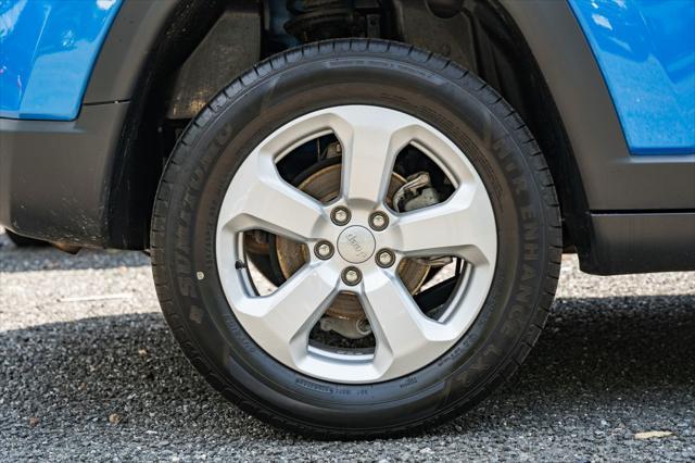 used 2022 Jeep Compass car, priced at $20,000