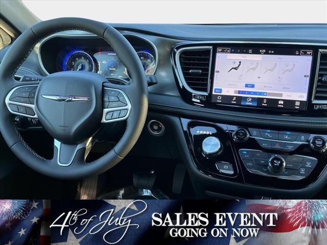 new 2025 Chrysler Pacifica car, priced at $37,692