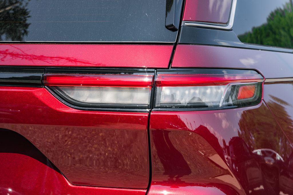 new 2025 Jeep Grand Cherokee car, priced at $36,031