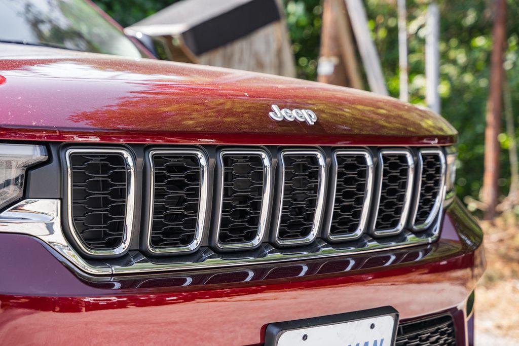 new 2025 Jeep Grand Cherokee car, priced at $36,031