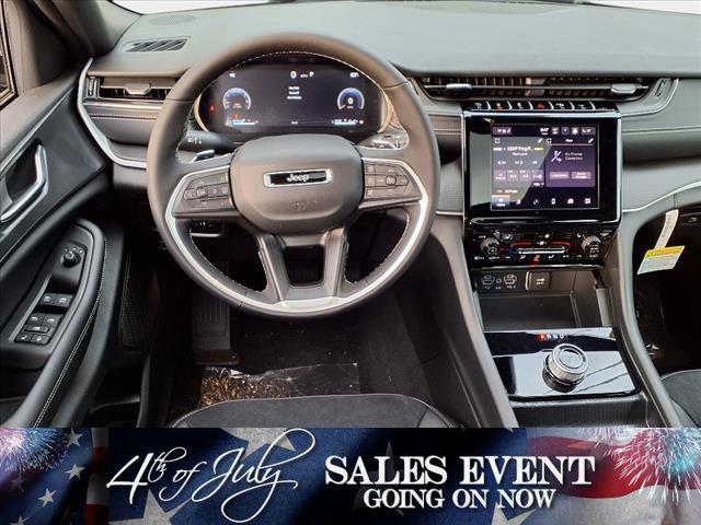 new 2025 Jeep Grand Cherokee car, priced at $41,247