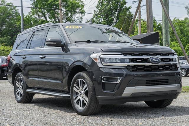 used 2023 Ford Expedition car, priced at $35,500