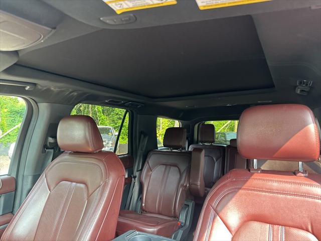 used 2023 Ford Expedition car, priced at $40,000