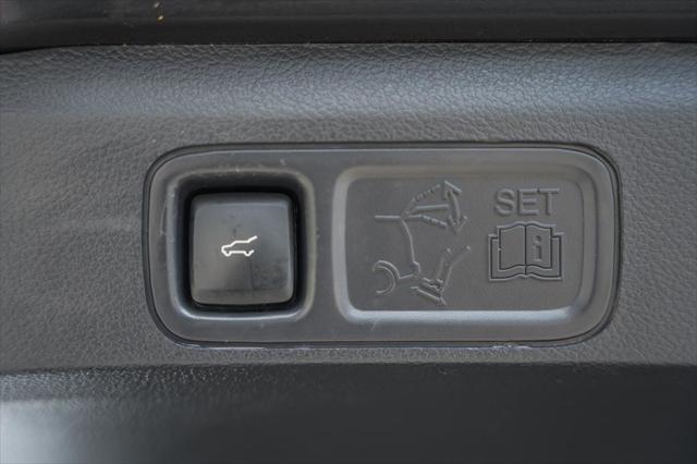 used 2023 Ford Expedition car, priced at $35,500