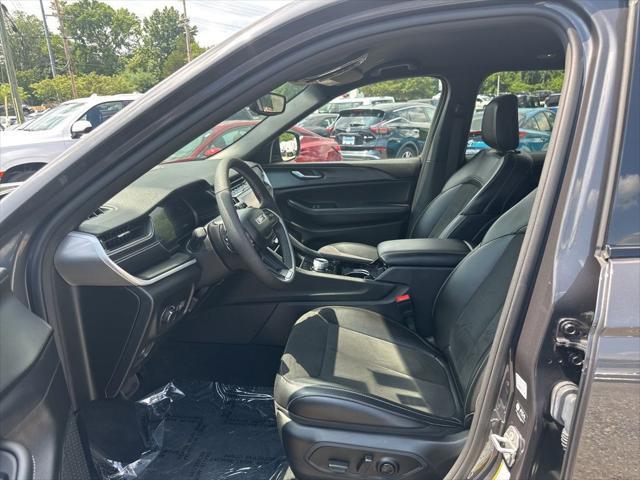 used 2023 Jeep Grand Cherokee car, priced at $35,000