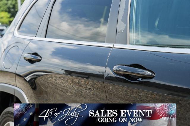 used 2022 Jeep Cherokee car, priced at $25,000