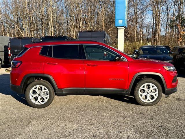 new 2025 Jeep Compass car, priced at $28,184