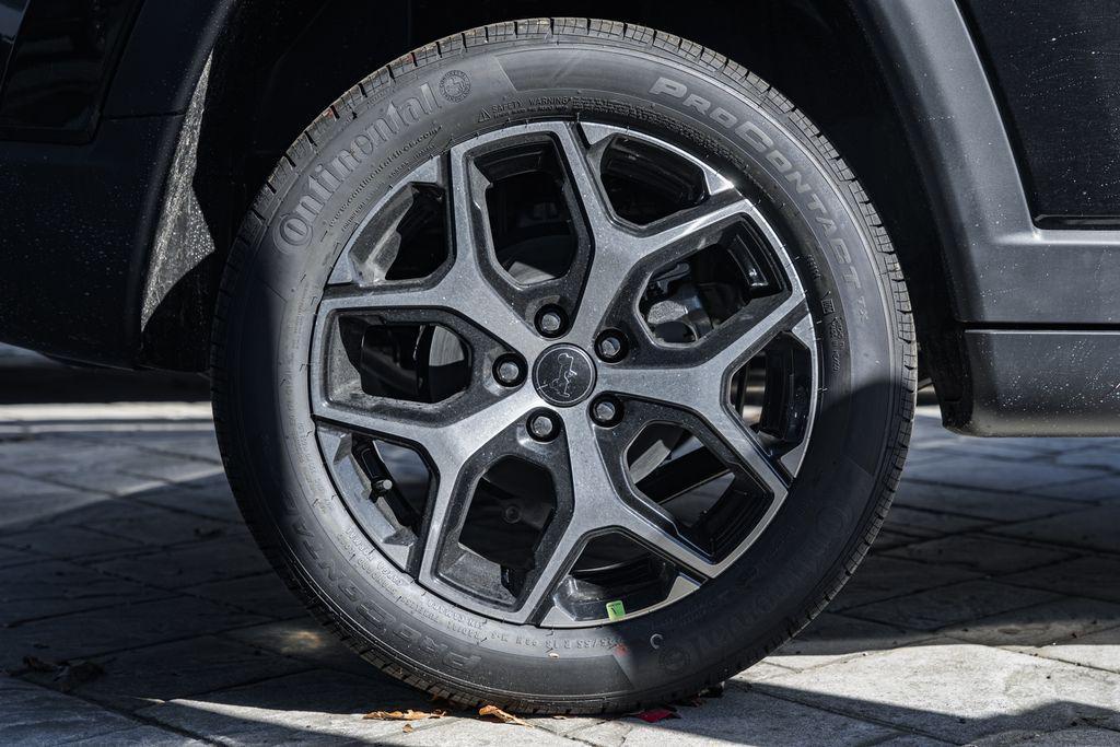 new 2026 Jeep Compass car, priced at $29,921