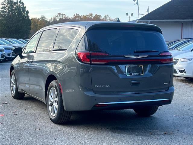 new 2025 Chrysler Pacifica car, priced at $40,419