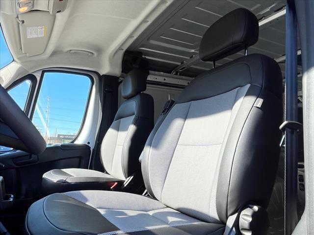 new 2025 Ram ProMaster 2500 car, priced at $45,702