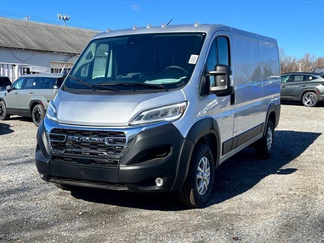 new 2025 Ram ProMaster 2500 car, priced at $45,702